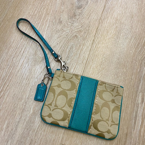 Coach Wristlet - Picture 1 of 3
